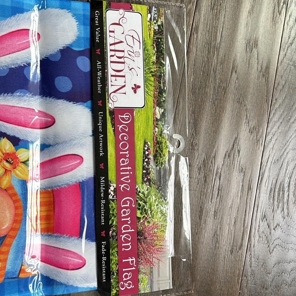 Erin’s Garden garden flag,Easter Gnomes, all weather mildew/fade resistant - Picture 3 of 3